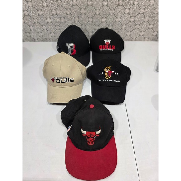Other - Chicago Bulls Baseball Caps 5 Pack NBA Fan Gear Red Black Tan